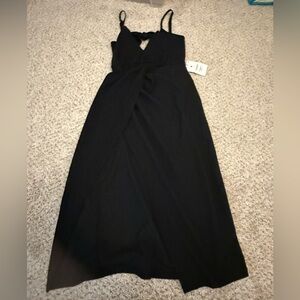 NWT Maxi dress with slit
